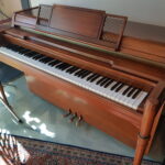 Excl. Japanse piano Yamaha 93 noten zijde glans. Makkelijk plaatsbaar. Nieuwstaat € 1690,- Excl. Japanse piano Yamaha 93 noten zijde glans. Makkelijk plaatsbaar. Nieuwstaat € 1690,-