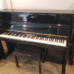Naganoeg nieuwe piano Schiedmayer 115, zwart hoogglans, studie pedaal. € 1790,- Naganoeg nieuwe piano Schiedmayer 115, zwart hoogglans, studie pedaal. € 1790,-